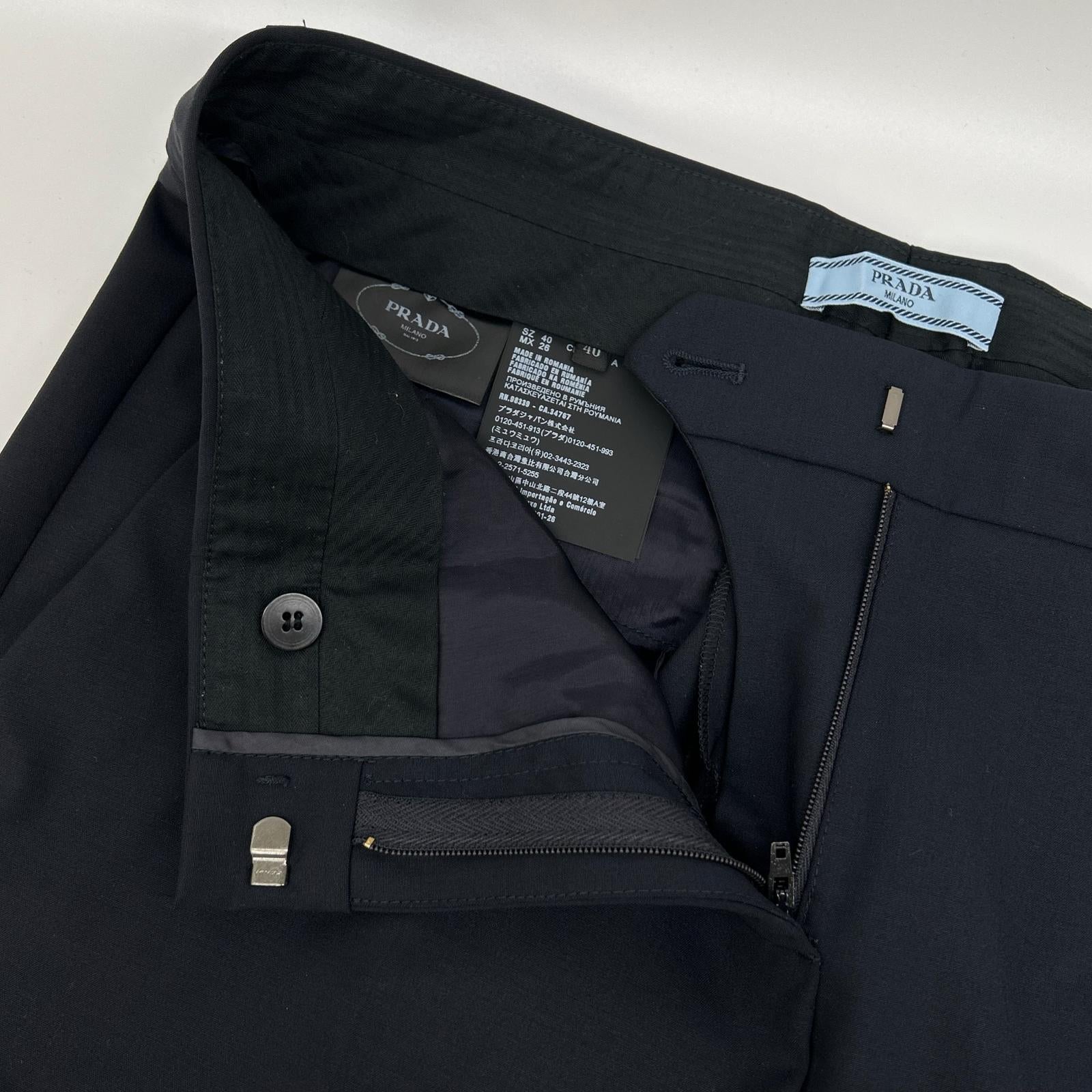 PRADA プラダ P2924 R132 ネイビー ヴァージンウール センタープレス テーパードスラックス ボトムス