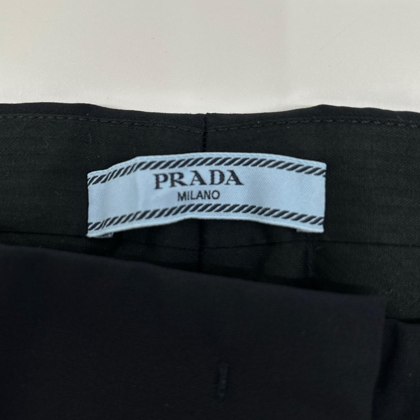 PRADA プラダ P2924 R132 ネイビー ヴァージンウール センタープレス テーパードスラックス ボトムス