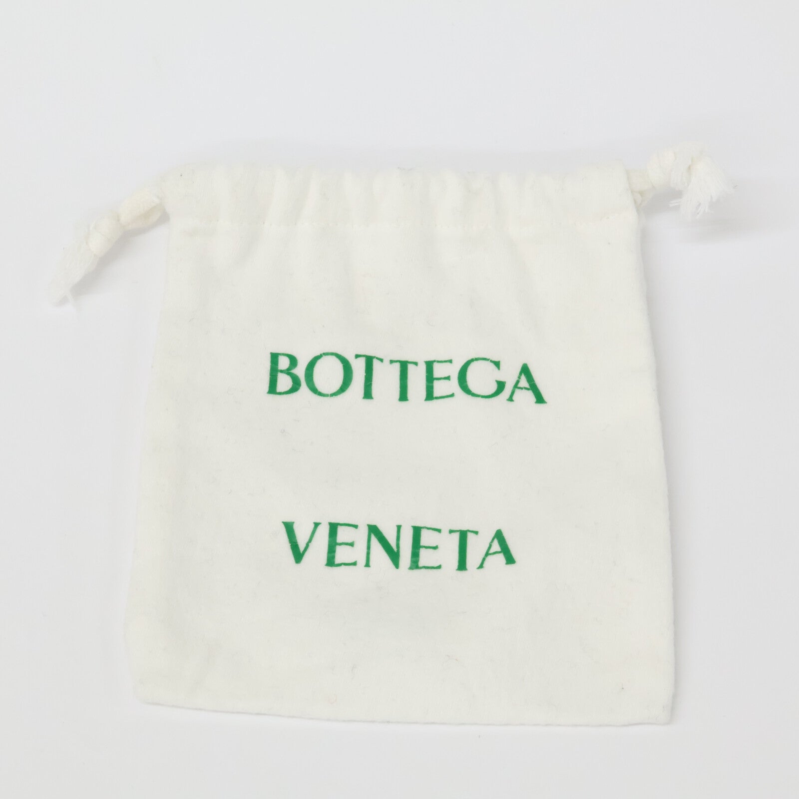 BOTTEGA VENETA ボッテガヴェネタ トライアングル ナッパレザー ノット キーリング