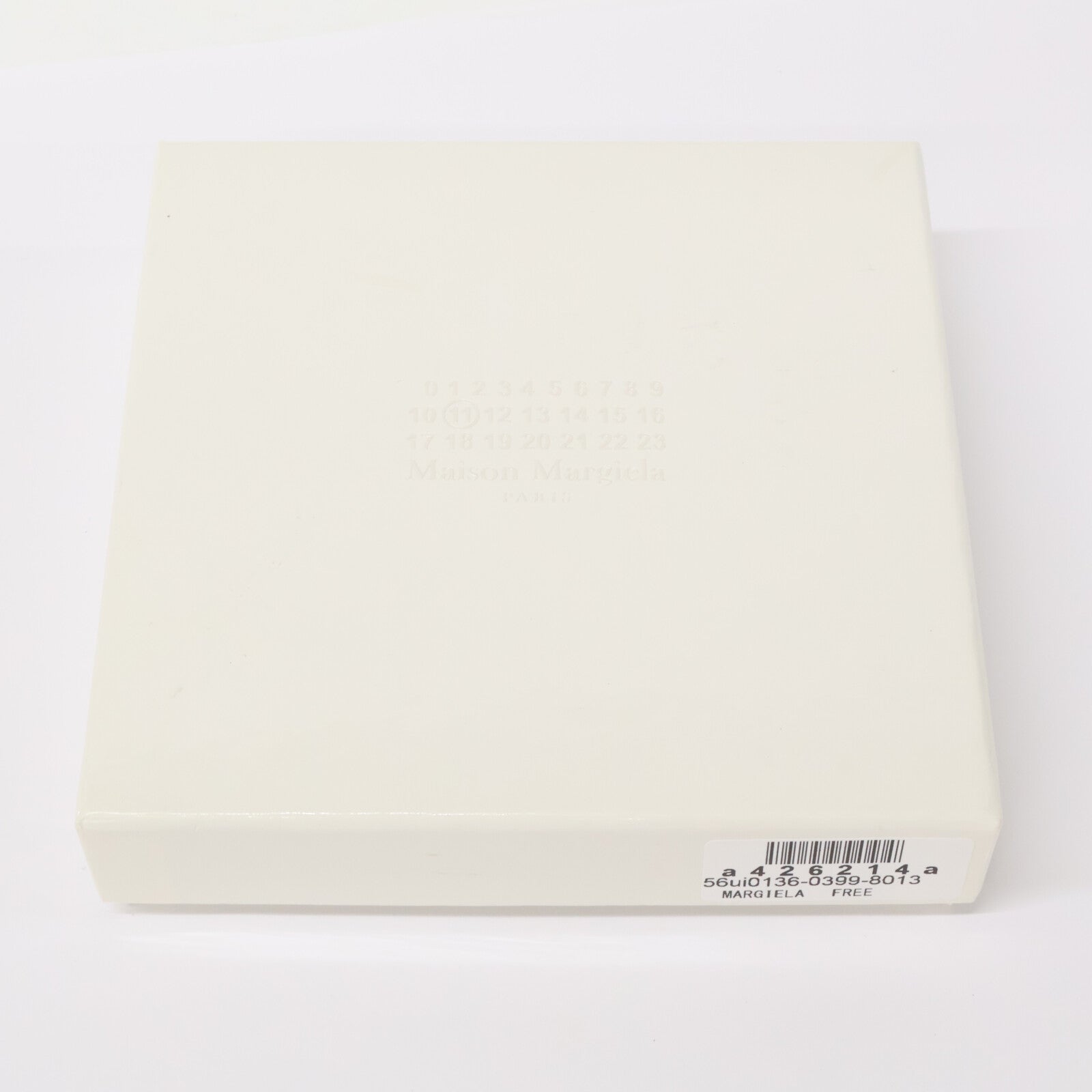 Maison margiela メゾンマルジェラ 11 S56UI0136 P0399 T8013 ZIP COMPACT TRI FOLD レザー 三つ折り財布 三つ折り財布（小銭入れあり）