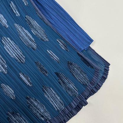 ISSEY MIYAKE FETE IF64-FG736 Blue Large-Dot Side-Slit Pleated Skirt