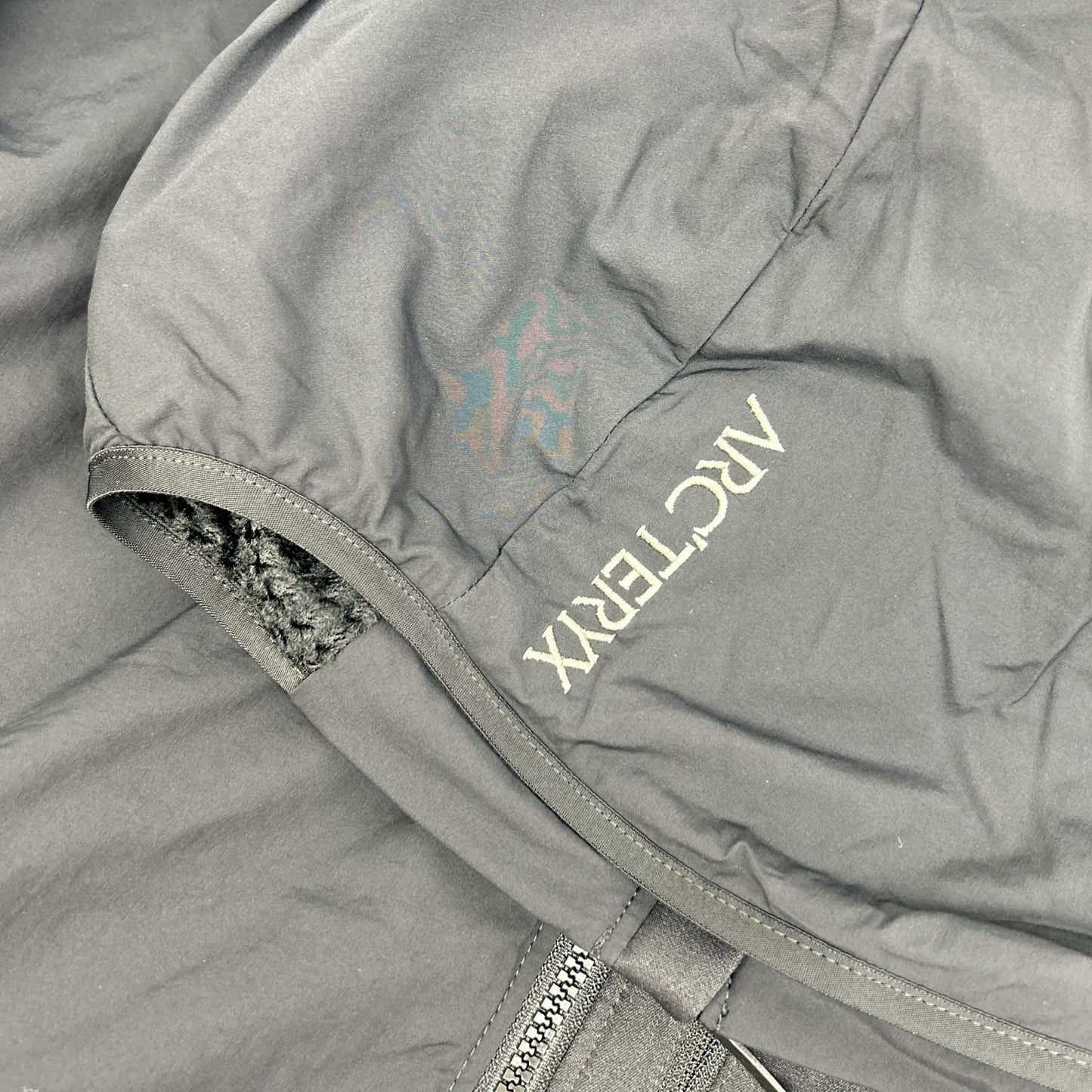 ARC'TERYX アークテリクス X000009557 24年 ブラック Proton SL Hoody プロントSLフーディ ジャケット