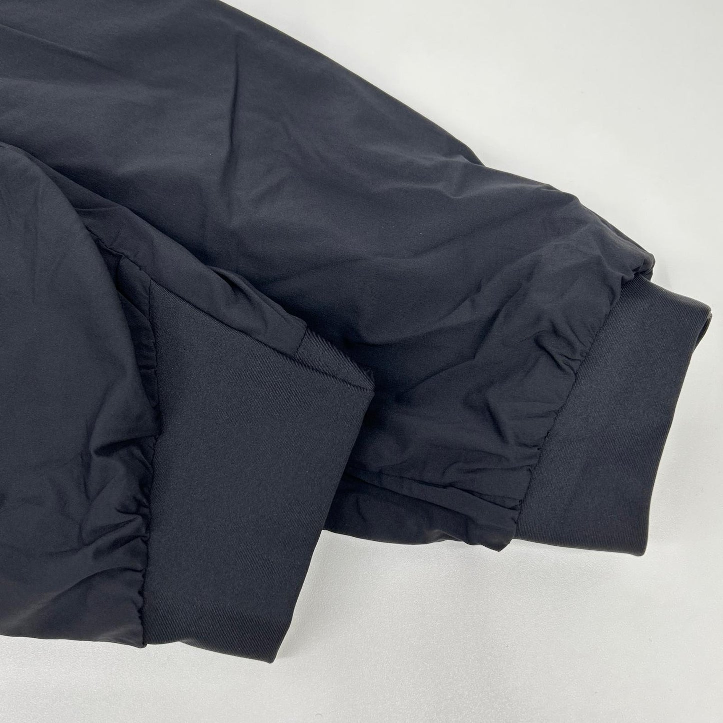 ARC'TERYX アークテリクス X000009557 24年 ブラック Proton SL Hoody プロントSLフーディ ジャケット