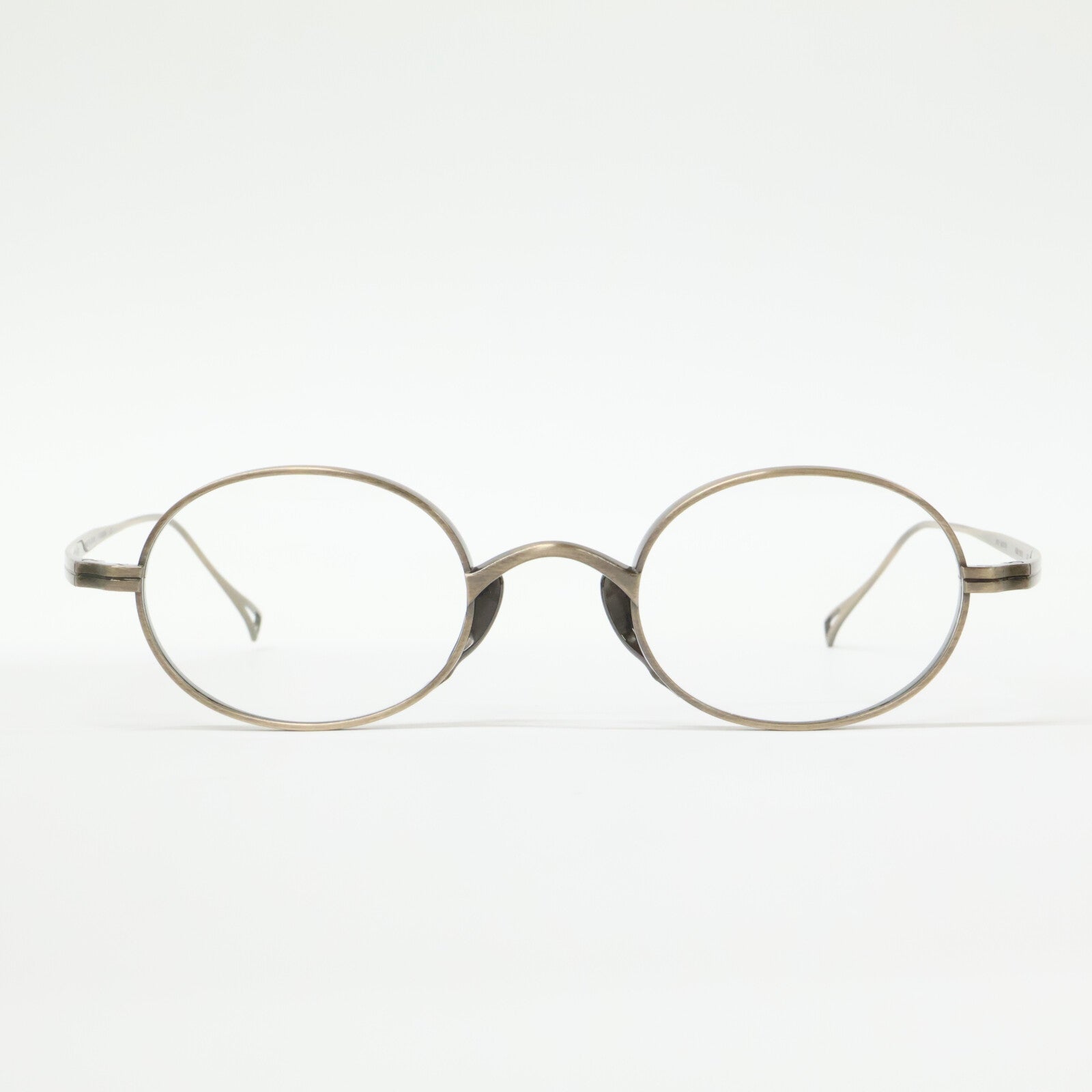KameManNen カメマンネン 【美品】KMN9918 AG TITANIUM オーバルシェイプ アイウェア 眼鏡