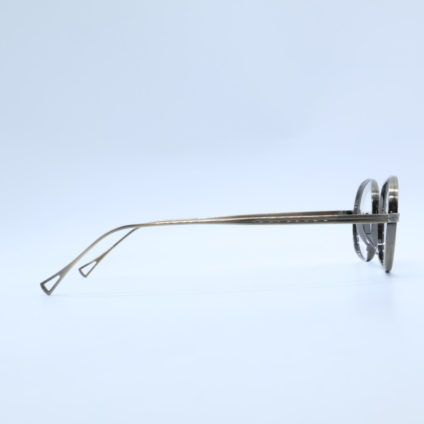 KameManNen カメマンネン 【美品】KMN9918 AG TITANIUM オーバルシェイプ アイウェア 眼鏡