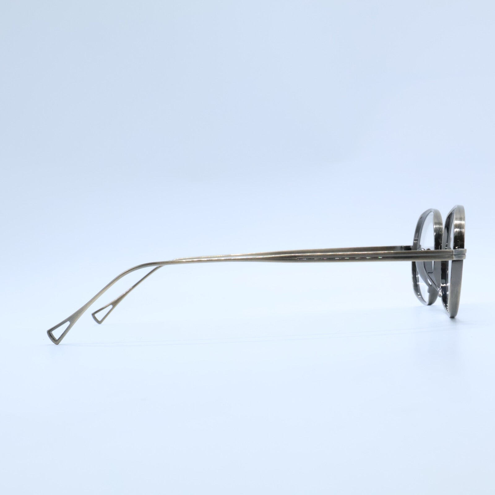 KameManNen カメマンネン 【美品】KMN9918 AG TITANIUM オーバルシェイプ アイウェア 眼鏡