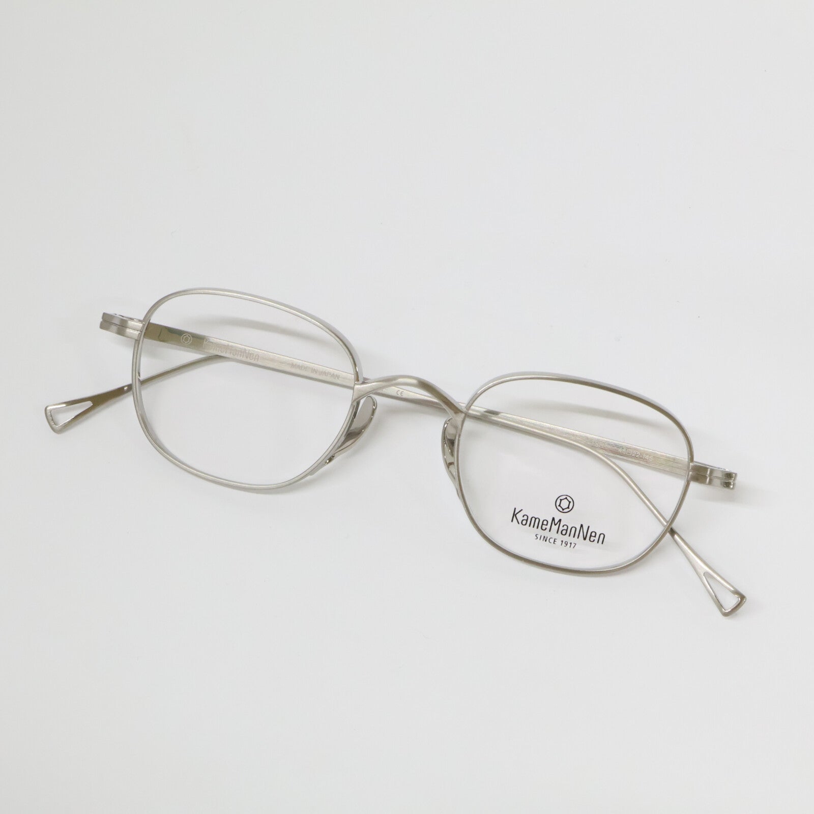 KameManNen カメマンネン 【美品】KMN114 TSH TITANIUM デモレンズ