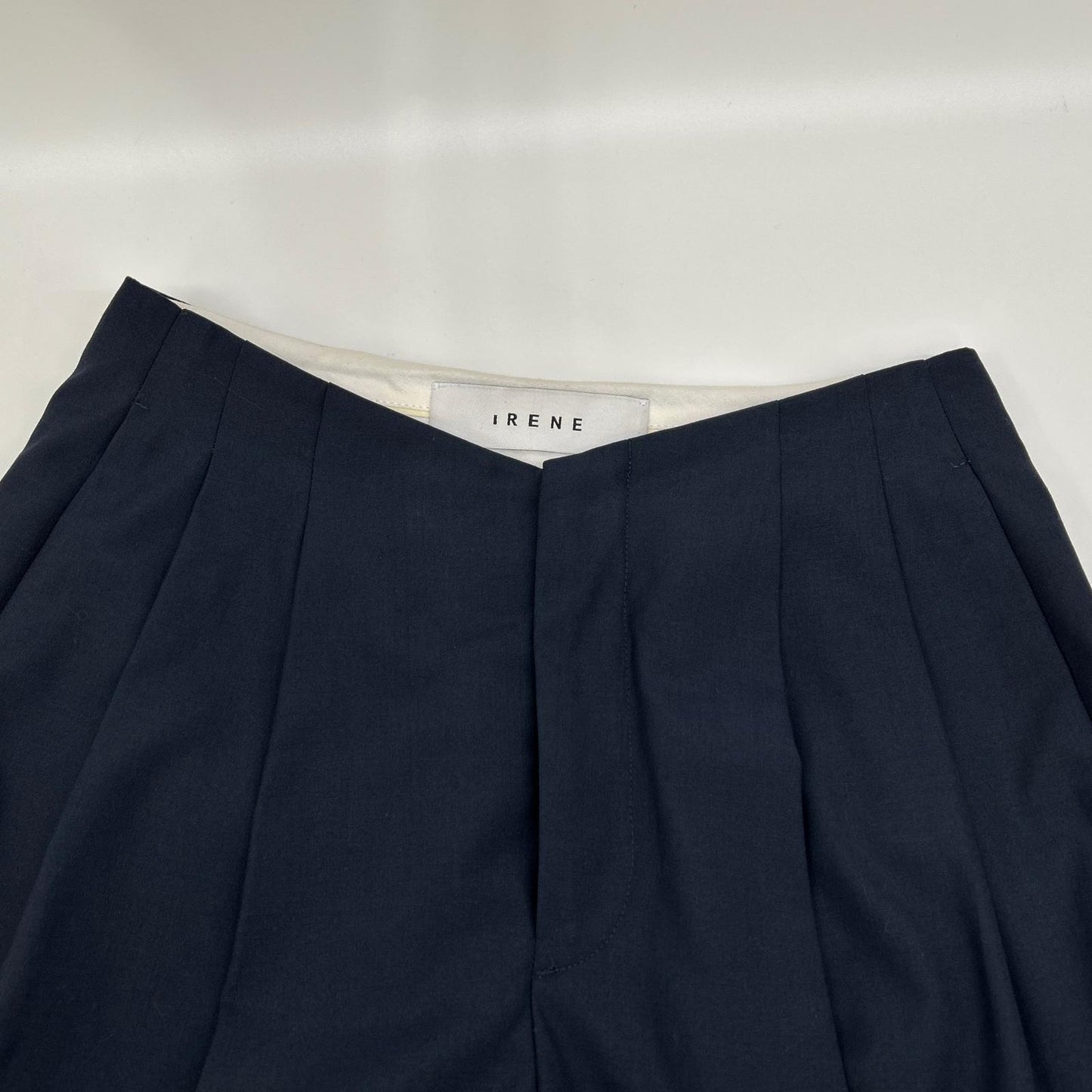 IRENE アイレネ 25SS 27S88002 ネイビー ウール混 Vライントラウザーパンツ ボトムス