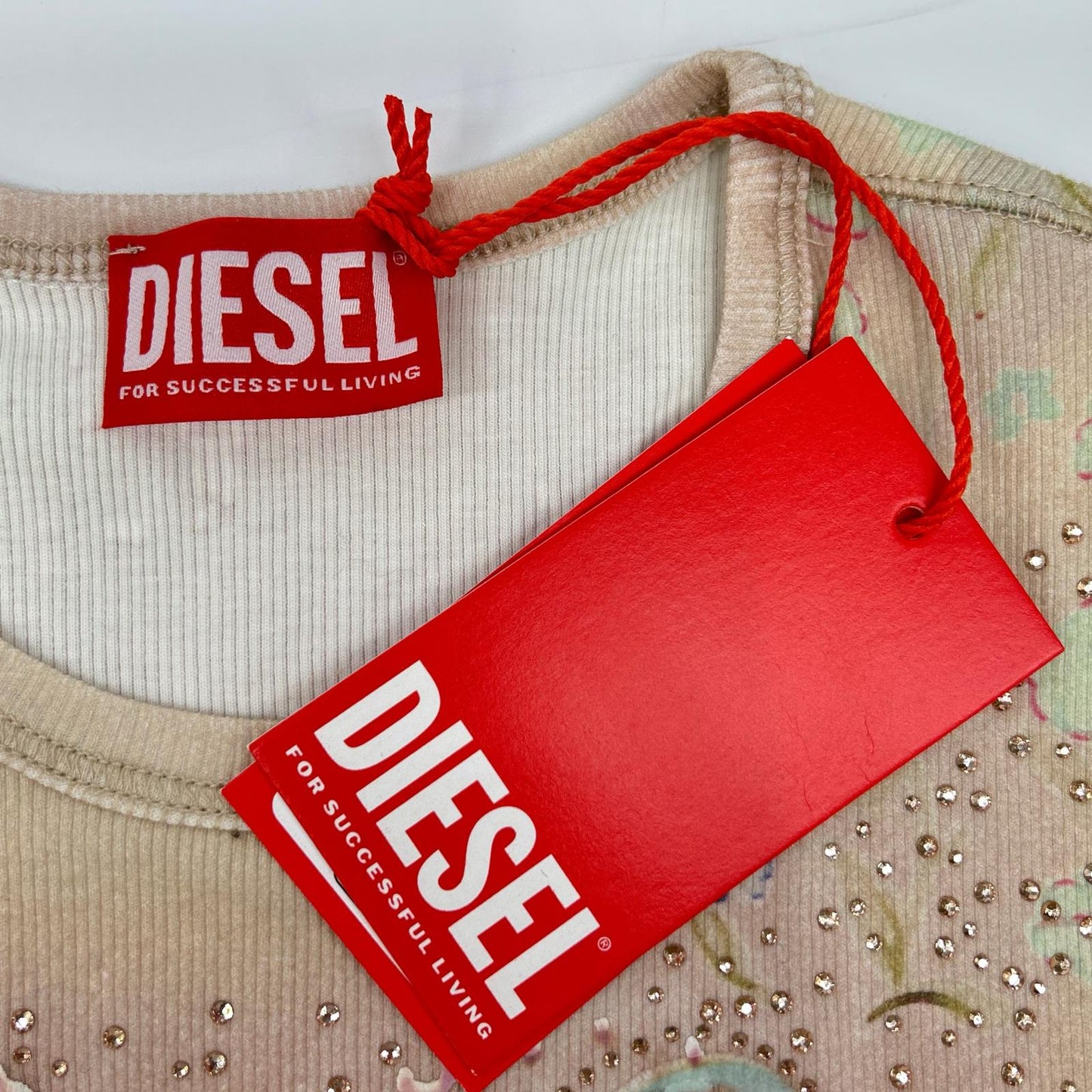DIESEL ディーゼル 26SS A23538 T-BRIL ピンク リブストレッチジャージー クリスタル×ベルベットタッチ パフプリントTシャツ トップス