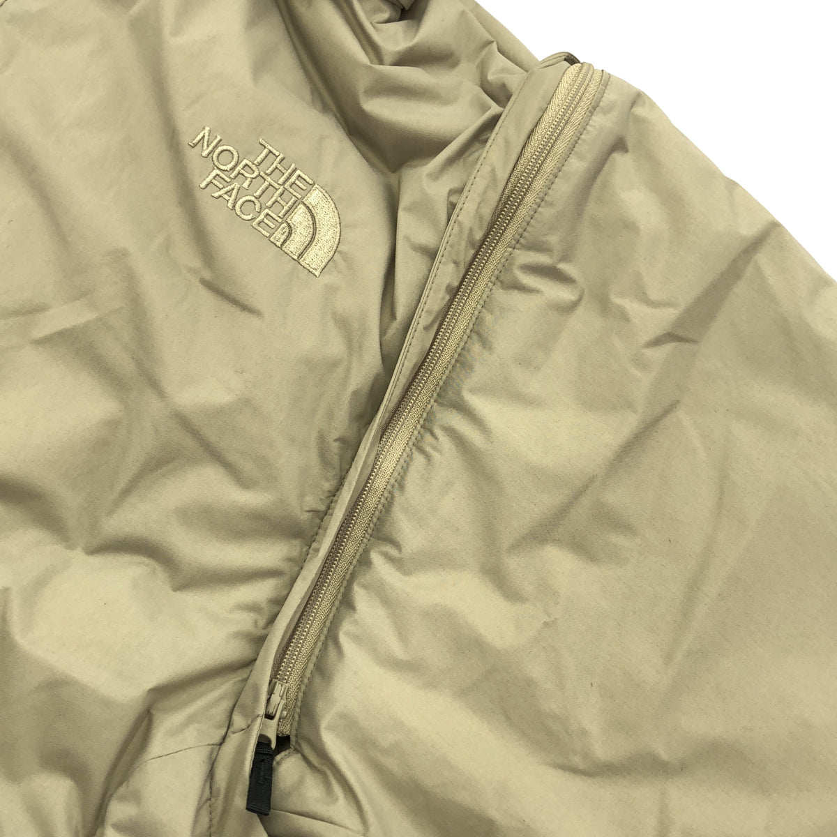 THE NORTH FACE ノースフェイス NYW82401 ライトカーキ 中綿 ジップインサニーヌックジャケット ジャケット