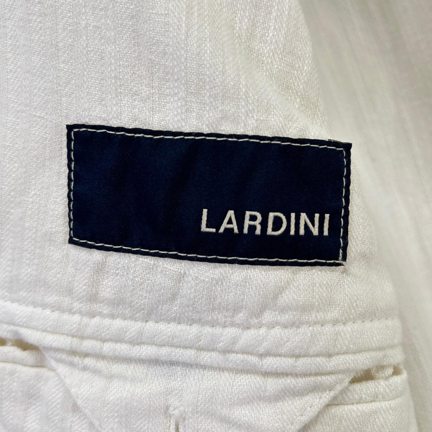 LARDINI ラルディーニ EE385AV-92 ホワイト コットン シャドウストライプ ピークドラペル 3Bシングルジャケット ジャケット