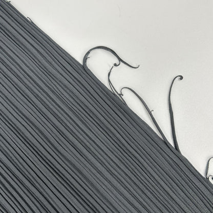 PLEATS PLEASE PP31-JG207 Gray Raw-Edge Design Long Skirt