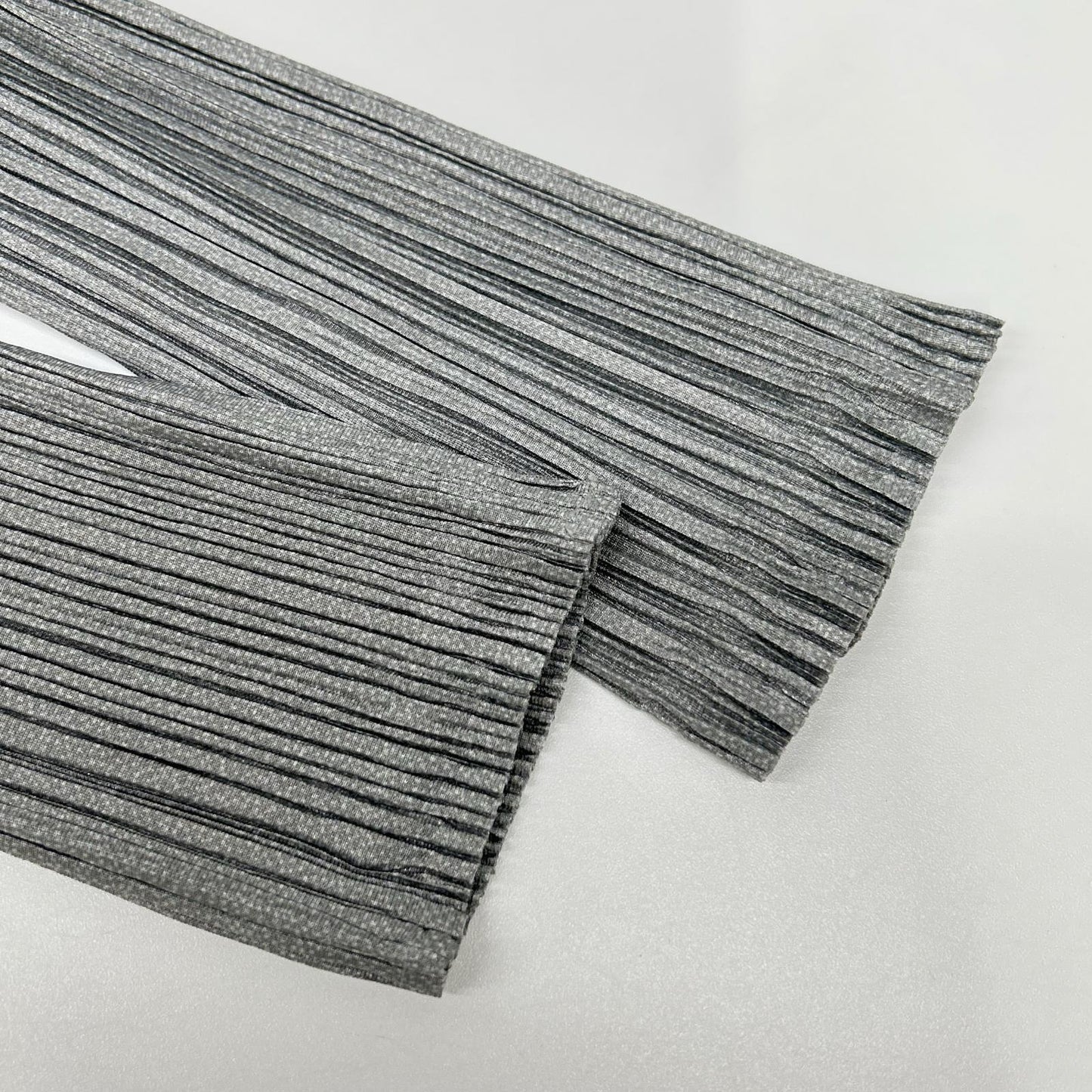 PLEATS PLEASE プリーツプリーズ PP41-JK103 グレー Vネックカットソー ブラウス トップス