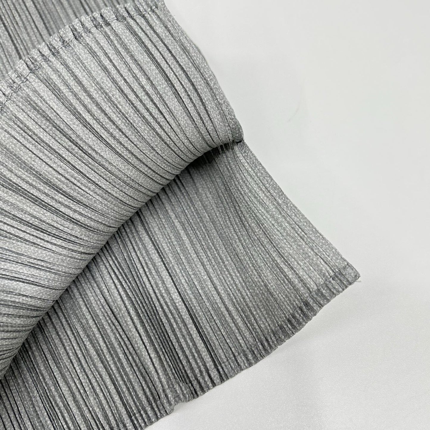 PLEATS PLEASE プリーツプリーズ PP41-JK103 グレー Vネックカットソー ブラウス トップス