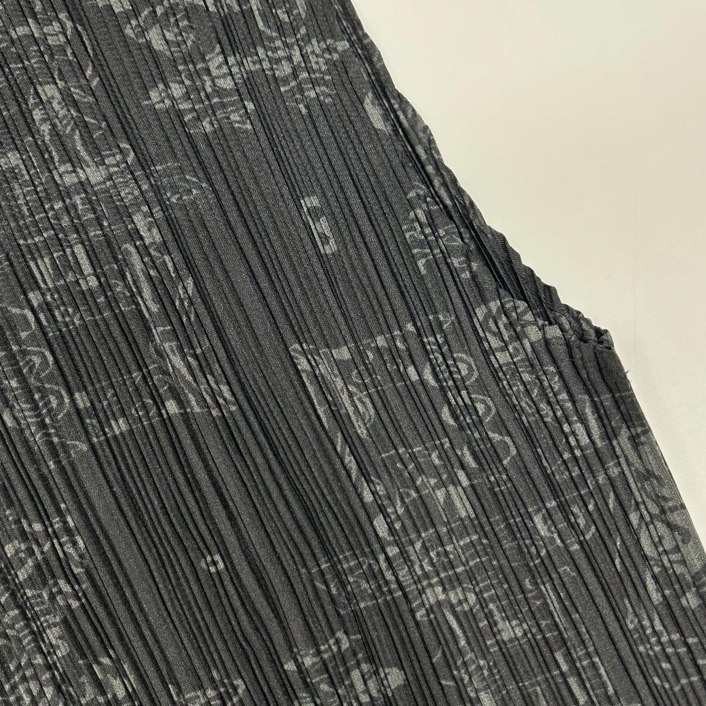 PLEATS PLEASE プリーツプリーズ PP41-JK721 ブラック チャイニーズ柄モックネックノースリーブトップス トップス