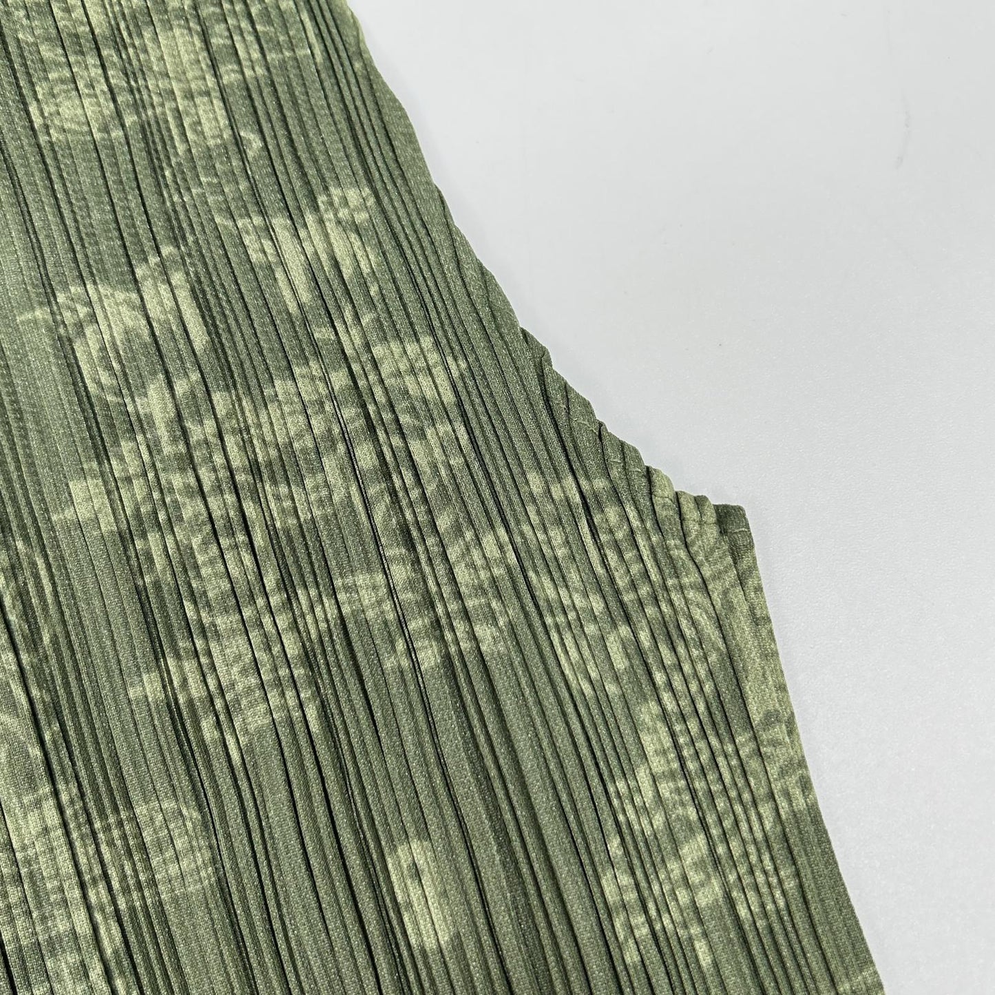 PLEATS PLEASE プリーツプリーズ PP41-JK721 グリーン チャイニーズ柄モックネックノースリーブトップス トップス