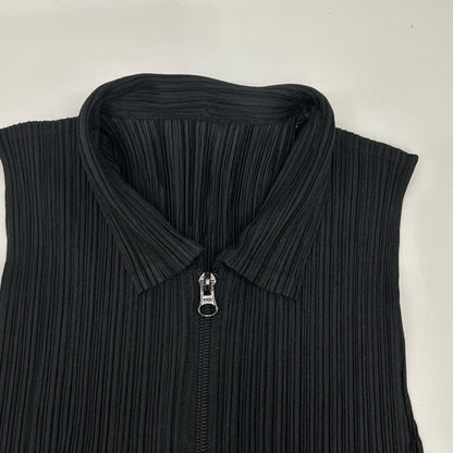 【SALE】 PLEATS PLEASE プリーツプリーズ PP04-JE384 ブラック カラー付きタートルネックノースリーブジップアップ ベスト