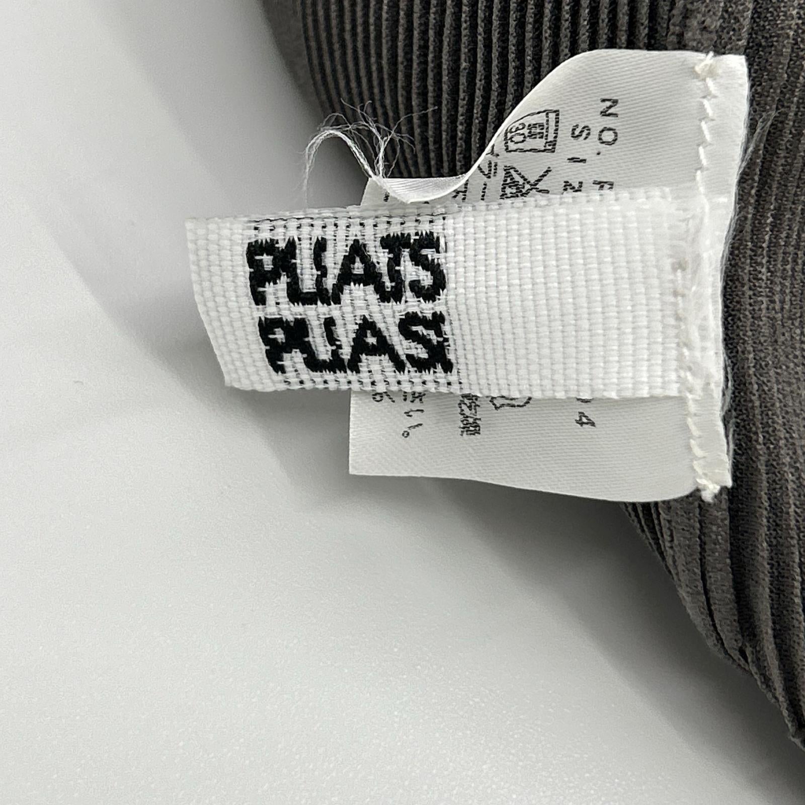 PLEATS PLEASE プリーツプリーズ PP35-FK804 チャコール タートルネックノースリーブトップス トップス