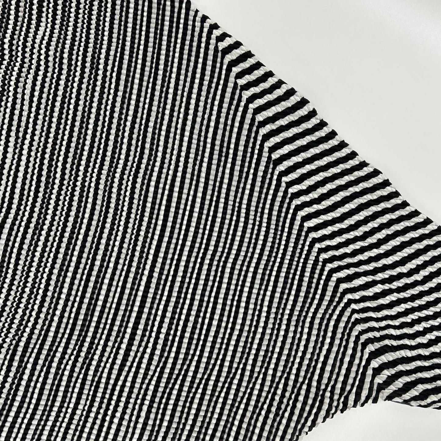 PLEATS PLEASE プリーツプリーズ PP16-FJ211 ブラック ストライプ切替モックネックショートスリーブカットソー トップス