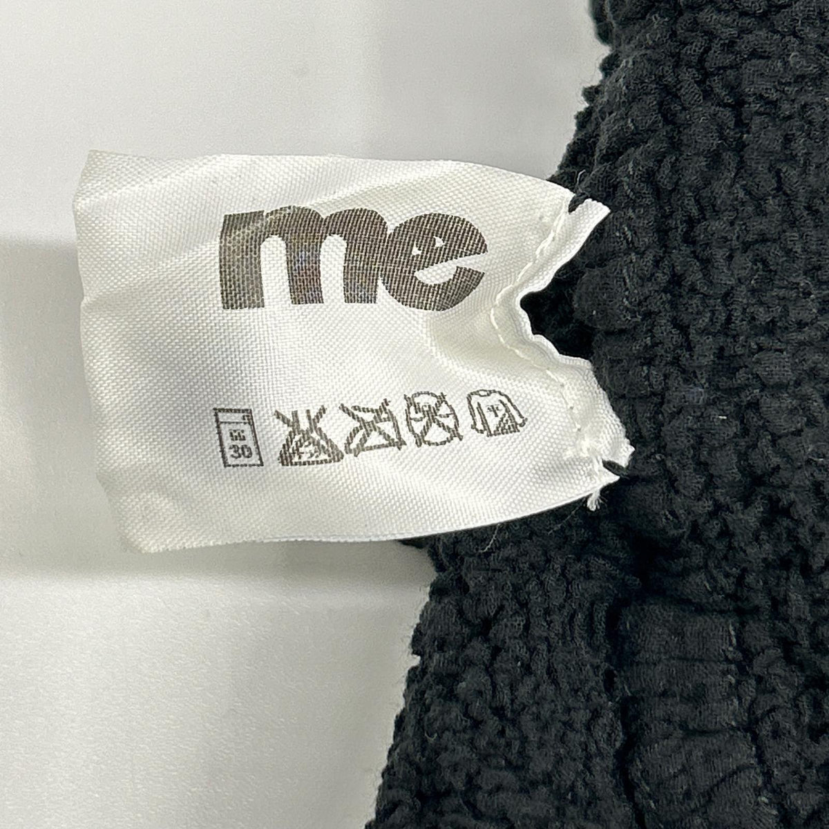 MeISSEYMIYAKE ミーイッセイミヤケ MI52-FO619 ブラック シュリンク加工フェードデザインカーディガン トップス