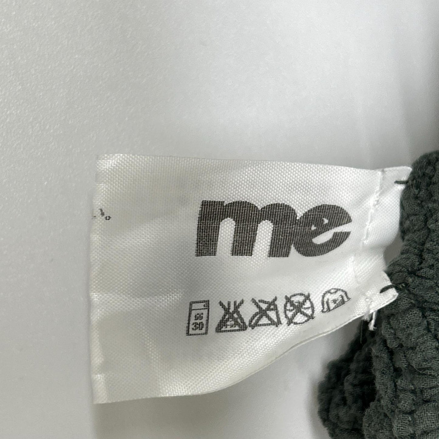 MeISSEYMIYAKE ミーイッセイミヤケ MI54FK408 khaki shrunk-finish two-pocket cardigan tops