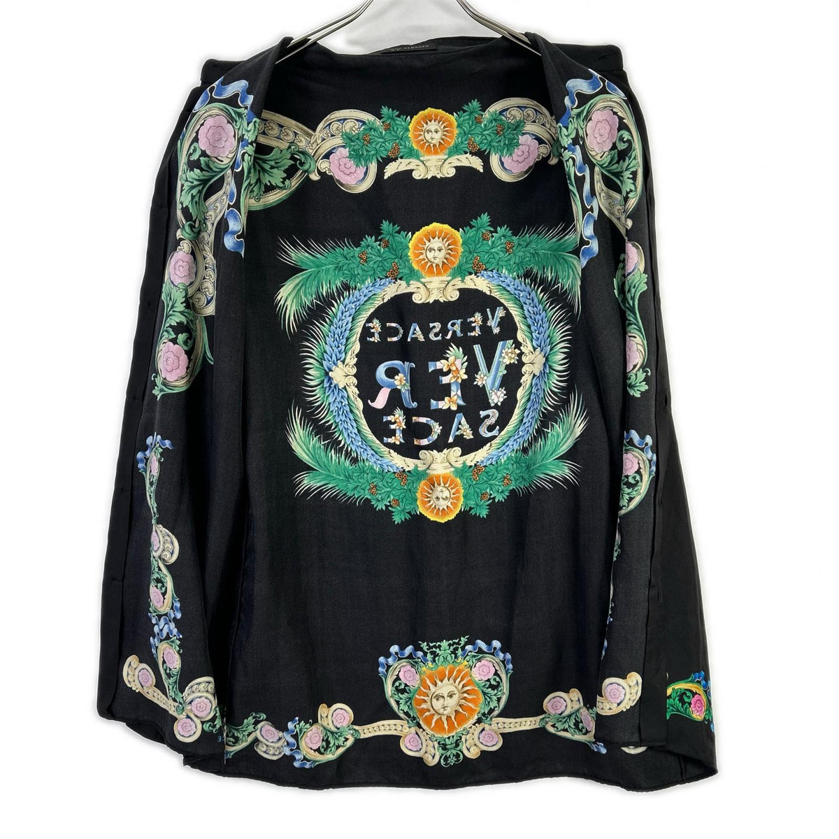 GIANNI VERSACE ジャンニ ヴェルサーチ A75980 ブラック マルチカラー フローラルプリント ロングスリーブ ボタンシャツ トップス