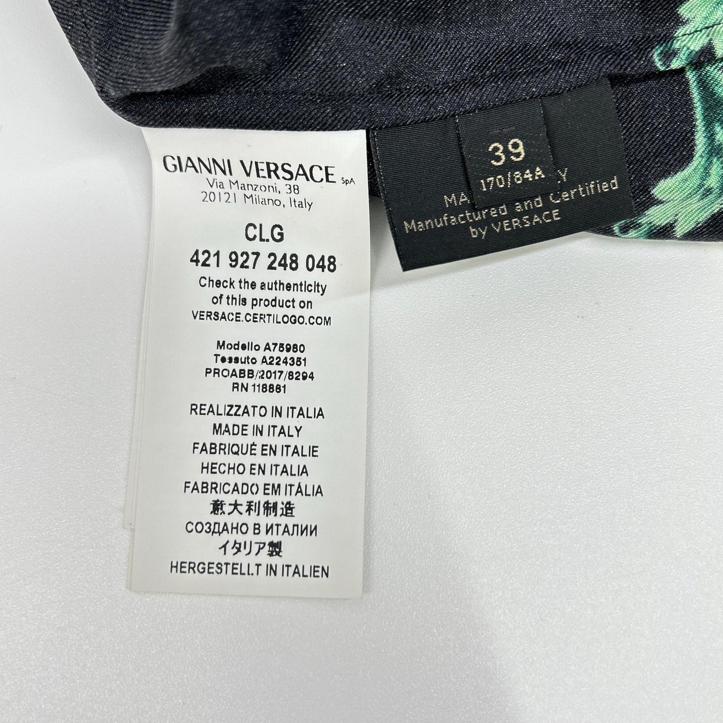 GIANNI VERSACE ジャンニ ヴェルサーチ A75980 ブラック マルチカラー フローラルプリント ロングスリーブ ボタンシャツ トップス