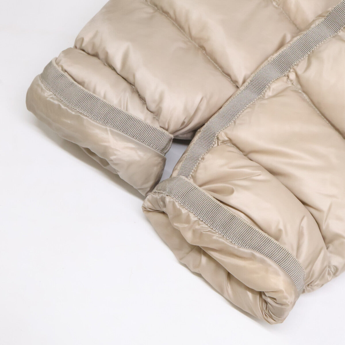 MONCLER モンクレール HERMINE/エルミンヌ フーデッドダウン コート