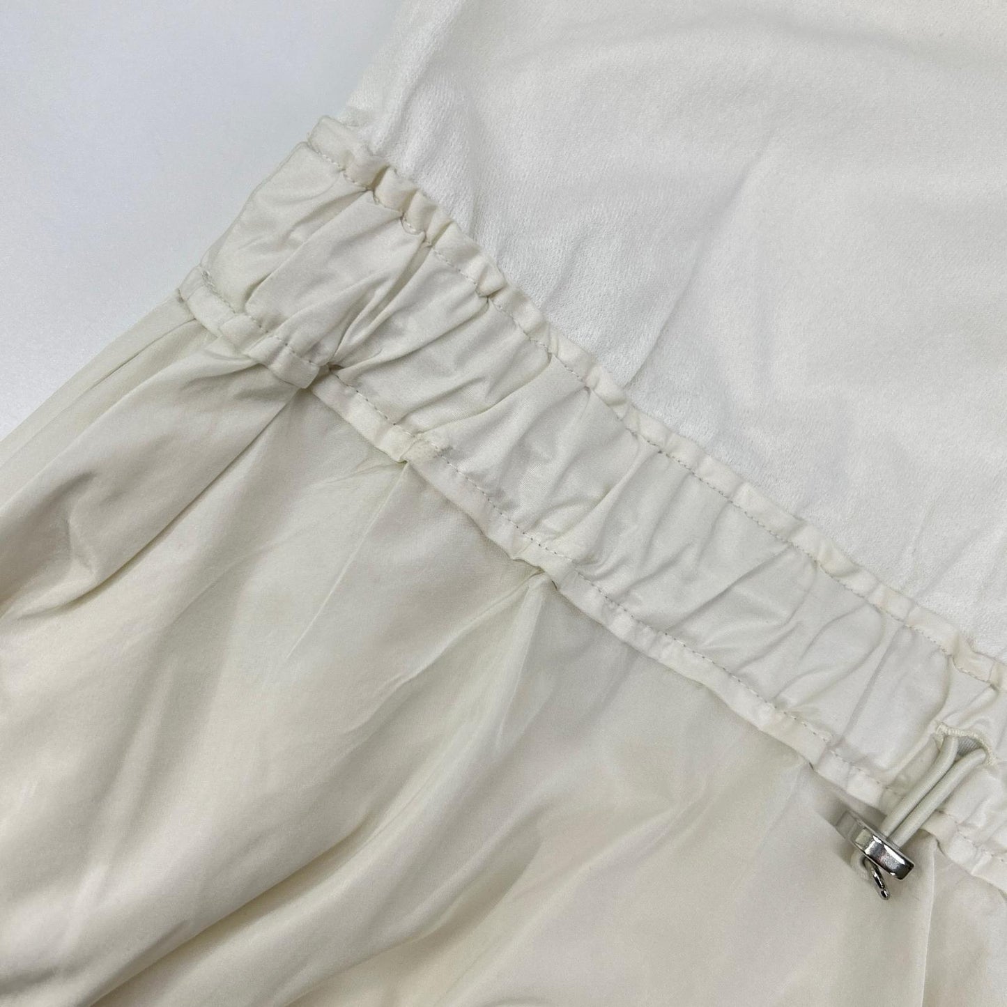 MONCLER モンクレール 20SS ABITO TRICOT DRESS ホワイト ポリエステル ロゴデザインレース サマーニットドッキングワンピース トップス
