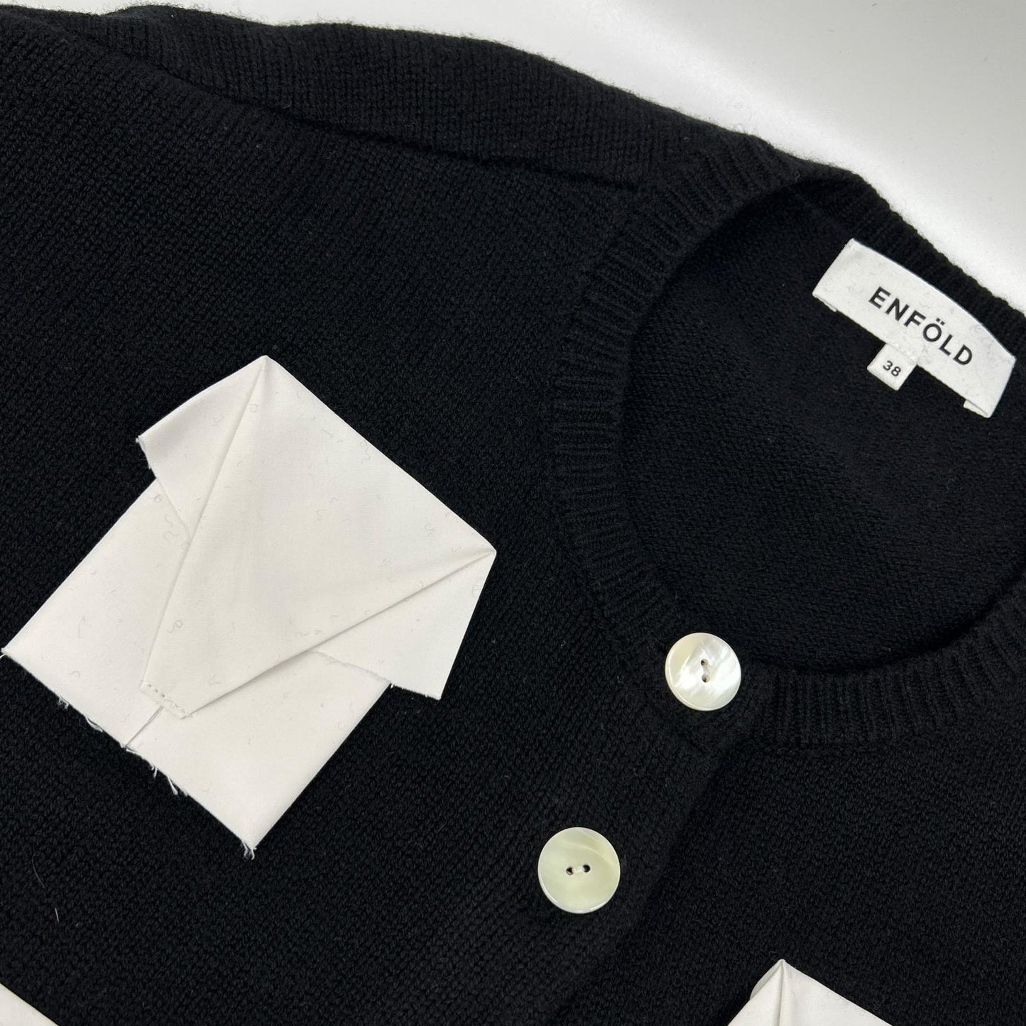 ENFOLD エンフォルド 25SS 300IS170-0771 ブラック×ホワイト ウール クロップド ELEPHANT KNIT CARDIGAN トップス