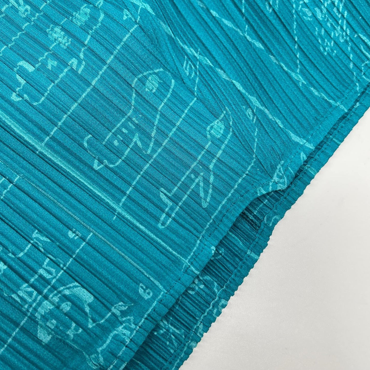 PLEATS PLEASE プリーツプリーズ PP71-JG714 ライトブルー コミックイラストロングスカート スカート