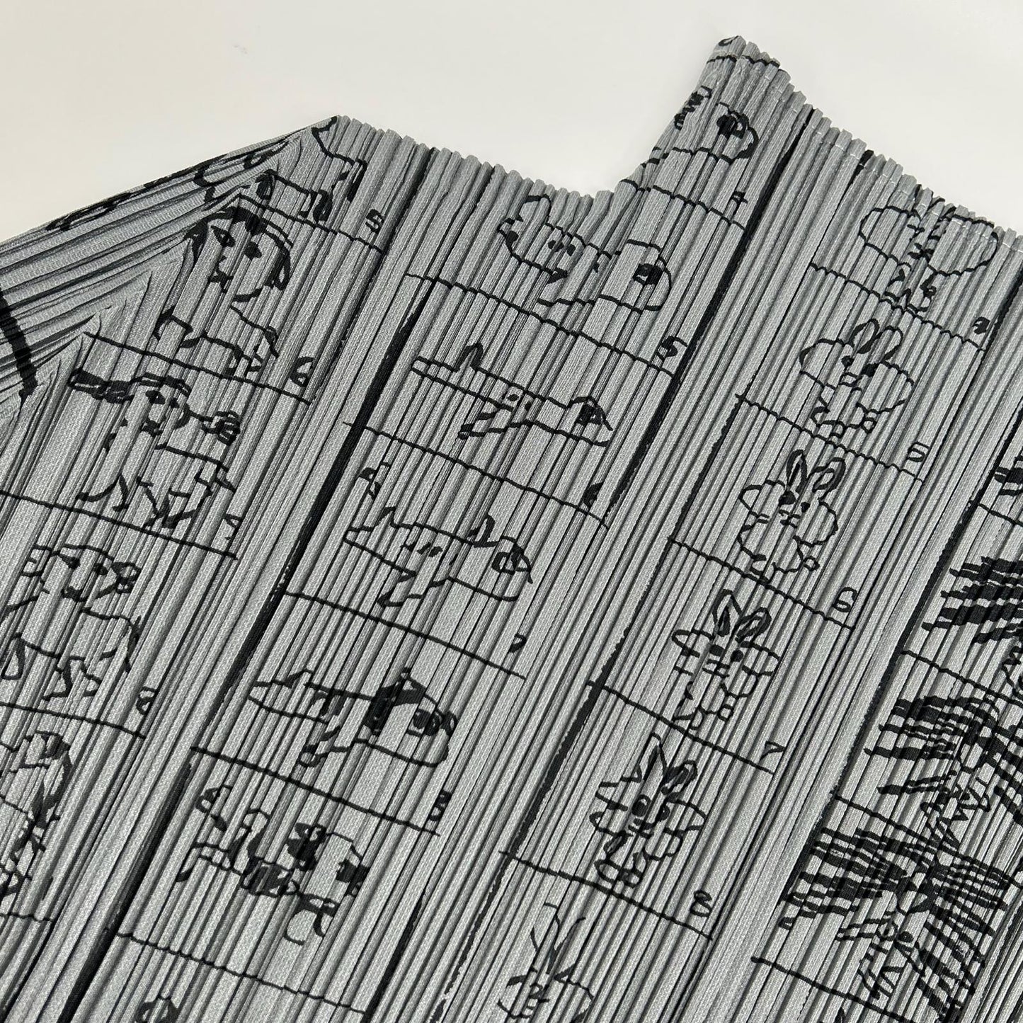 PLEATS PLEASE プリーツプリーズ PP71-JK716 グレー コミックイラストモックネック半袖カットソー トップス