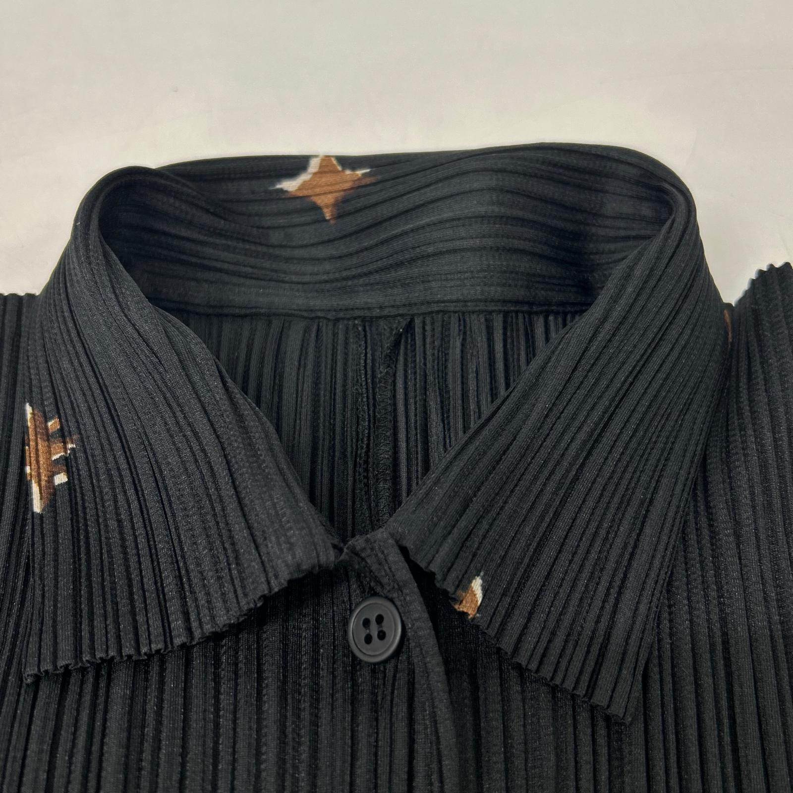 PLEATS PLEASE プリーツプリーズ 【美品】PP43-JJ772 プリーツ メリーゴーランド アニマルプリント 七分袖ブラウス トップス