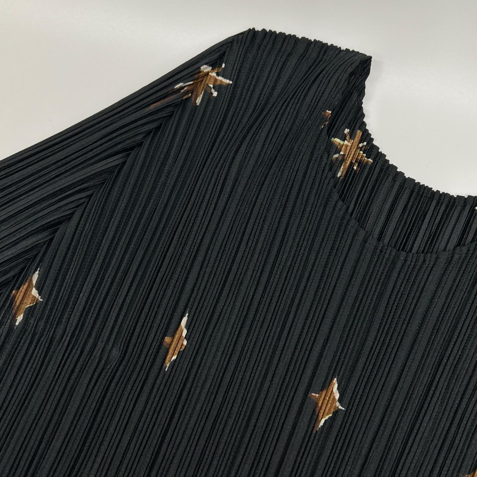 PLEATS PLEASE プリーツプリーズ PP43-JG771 ブラック メリーゴーランド アニマルプリント 半袖カットソー トップス