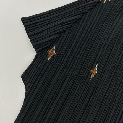 PLEATS PLEASE プリーツプリーズ PP43-JG771 ブラック メリーゴーランド アニマルプリント 半袖カットソー トップス