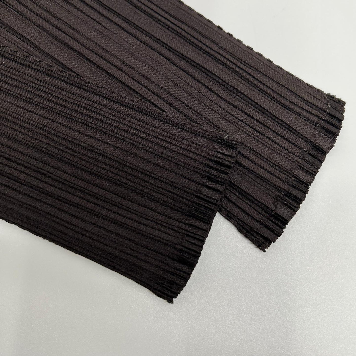 PLEATS PLEASE プリーツプリーズ PP33-JK202 ブラウン Vネックモックネック変形長袖カットソー トップス