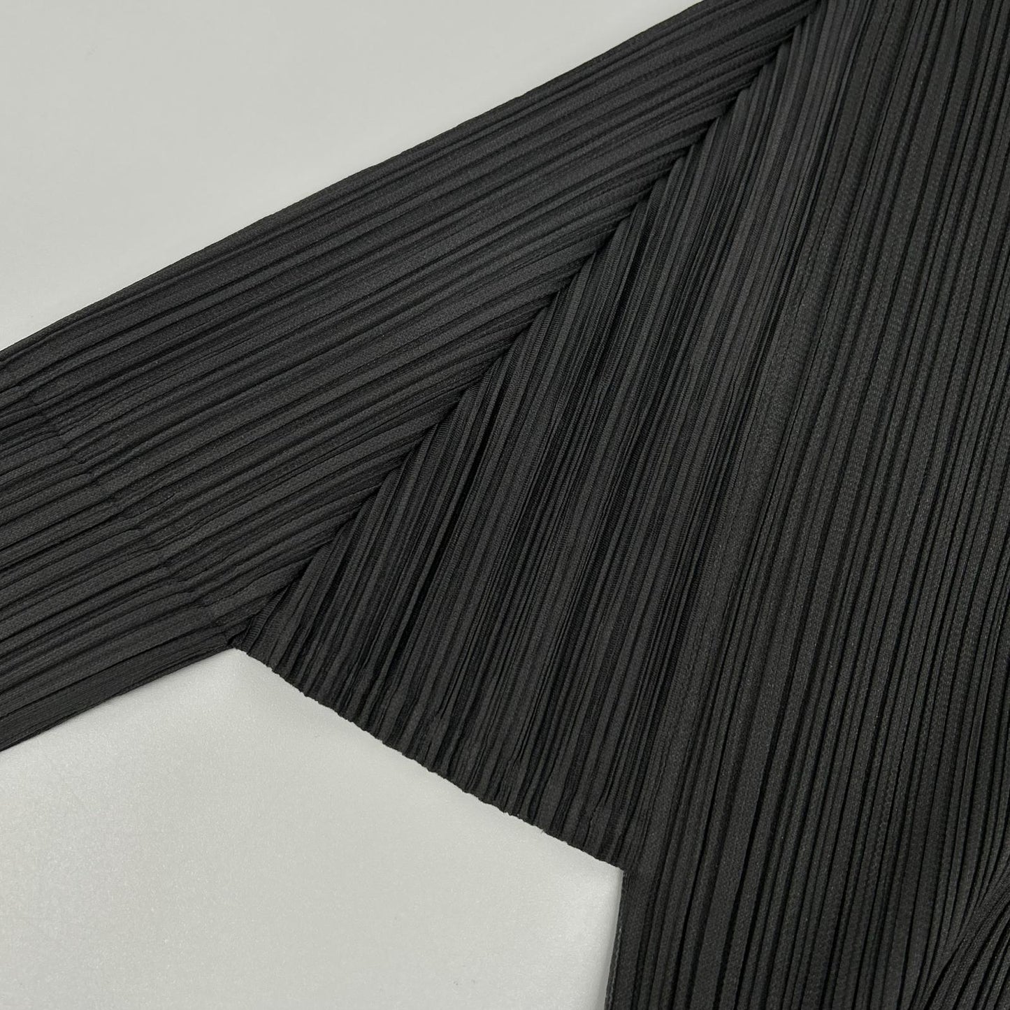 PLEATS PLEASE プリーツプリーズ PP04-JK606 グレー 襟付き変形長袖カットソー トップス
