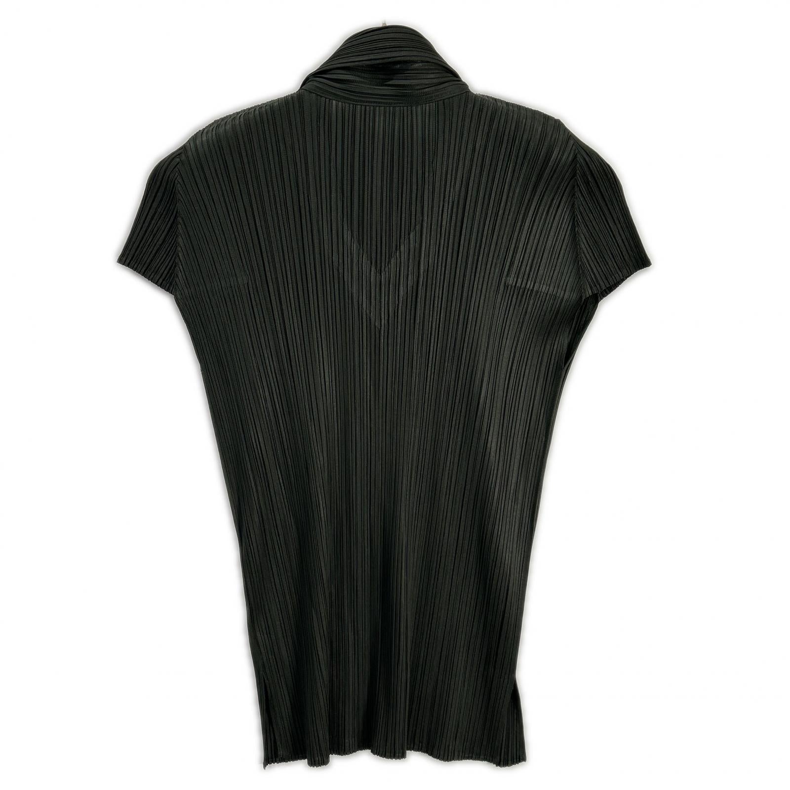 PLEATS PLEASE プリーツプリーズ PP33-JK149 チャコール 襟付きVネック半袖カットソー トップス