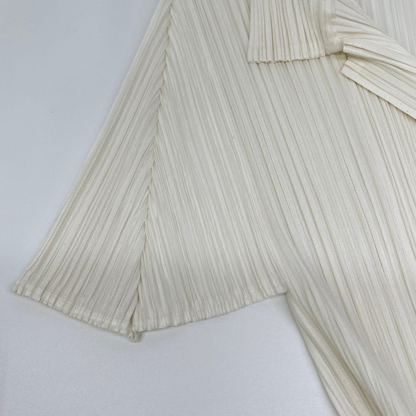 【SALE】 PLEATS PLEASE プリーツプリーズ PP01-JJ602 ホワイト 半袖シャツブラウス トップス