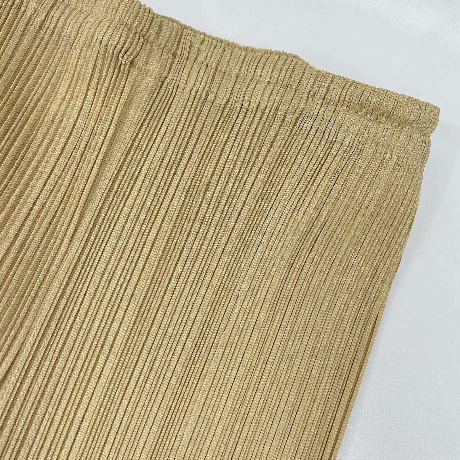 PLEATS PLEASE プリーツプリーズ PP04-JF610 ベージュ ハーフパンツ ボトムス