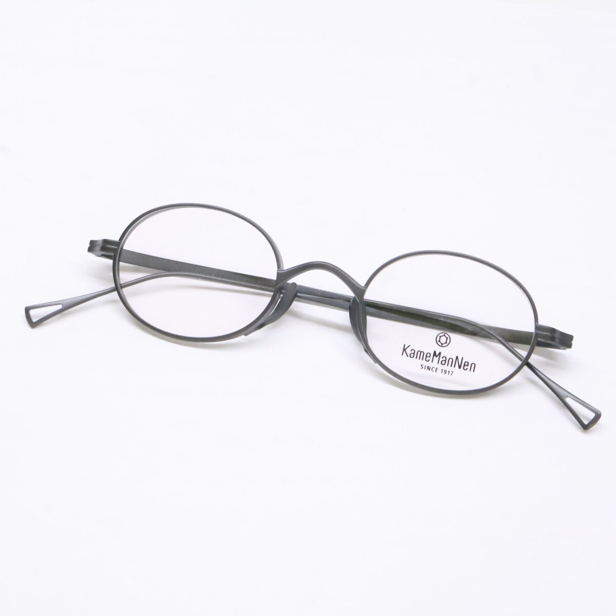 KameManNen カメマンネン 【美品】KMN9918 MBK TITANIUM デモレンズ オーバルシェイプ アイウェア 眼鏡