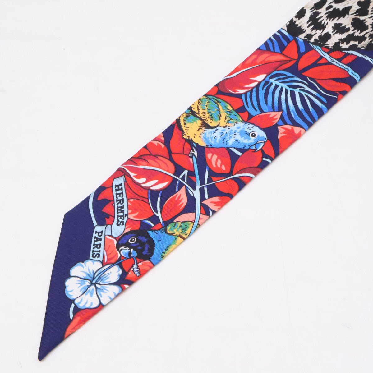 HERMES エルメス 【美品】JUNGLE LOVE LOVE ジャングルラブラブ シルク ツイリー スカーフ