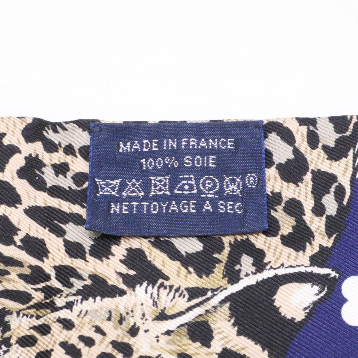 HERMES Hermès [Excellent condition] JUNGLE LOVE LOVE Jungle Love Love silk twilly scarf