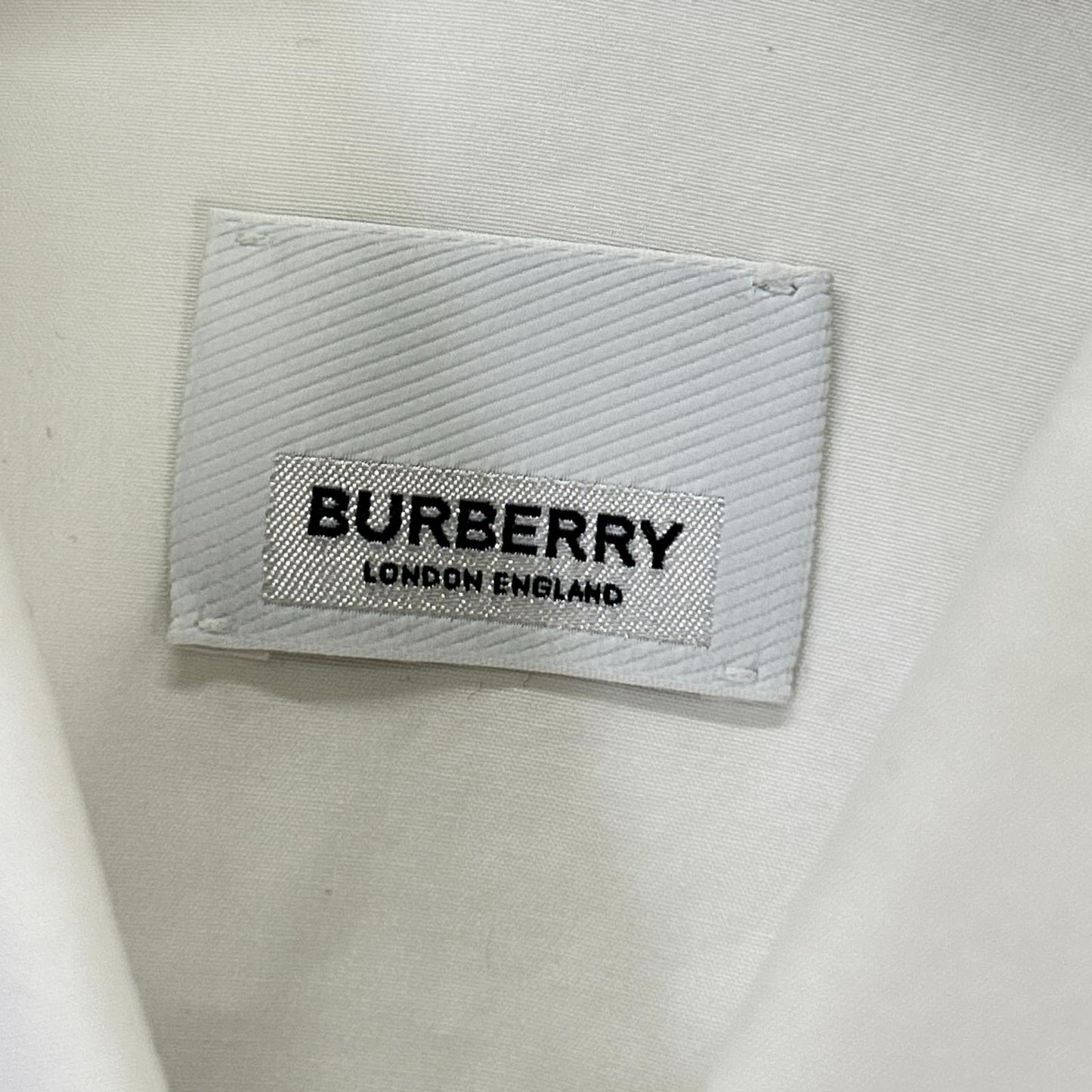 BURBERRY バーバリー 8050263 ホワイト コットン混 ホースフェリーラバープリント メタルカフスボタン ロングスリーブシャツ トップス