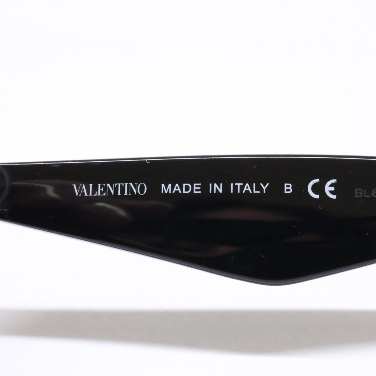 VALENTINO ヴァレンティノ VA4084-F 5001/87 VLTNロゴ ロックスタッズ スクエアシェイプ サングラス