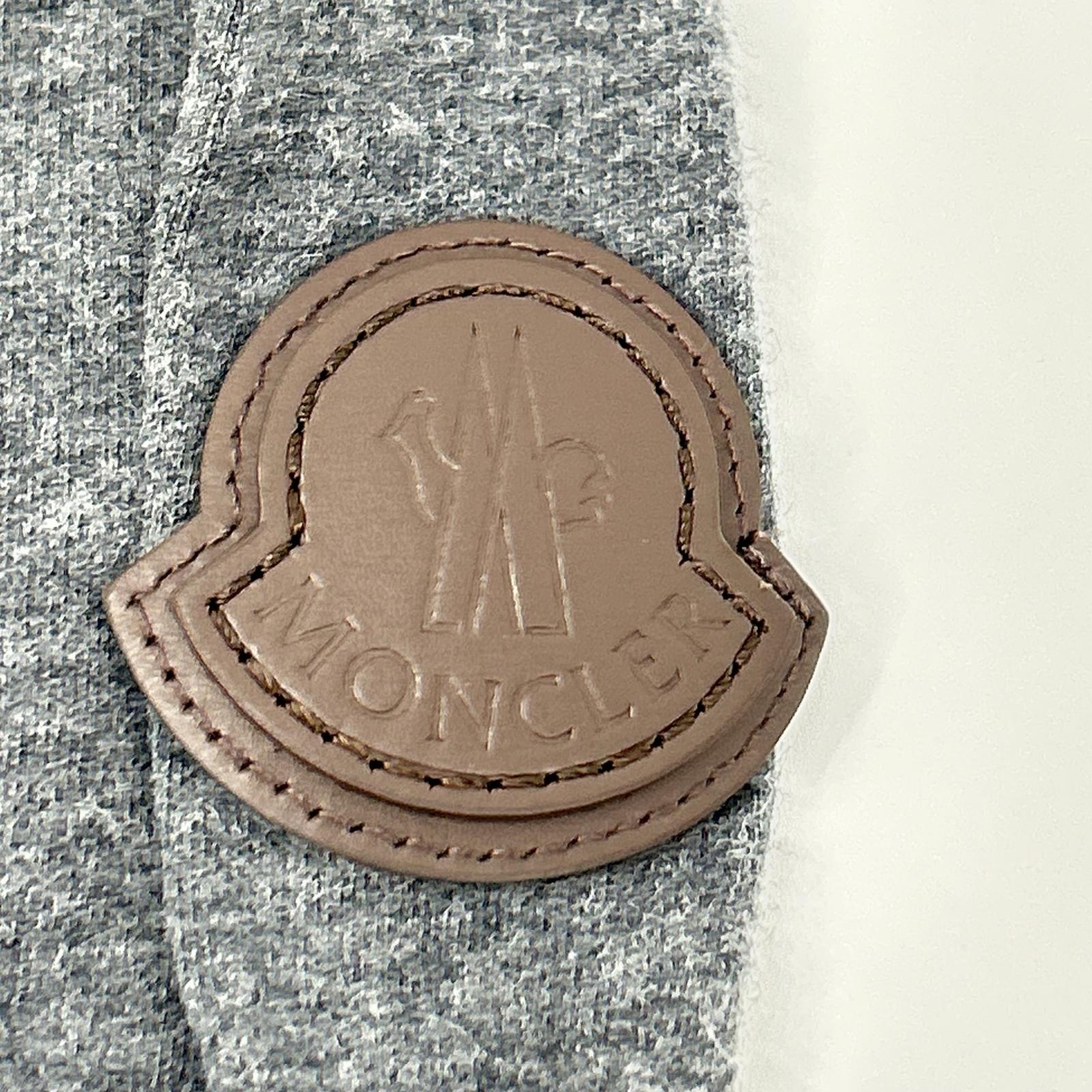 MONCLER モンクレール 24年製 グレー LS TSHIRT レザ-パッチ ロゴプリント長袖カットソー トップス