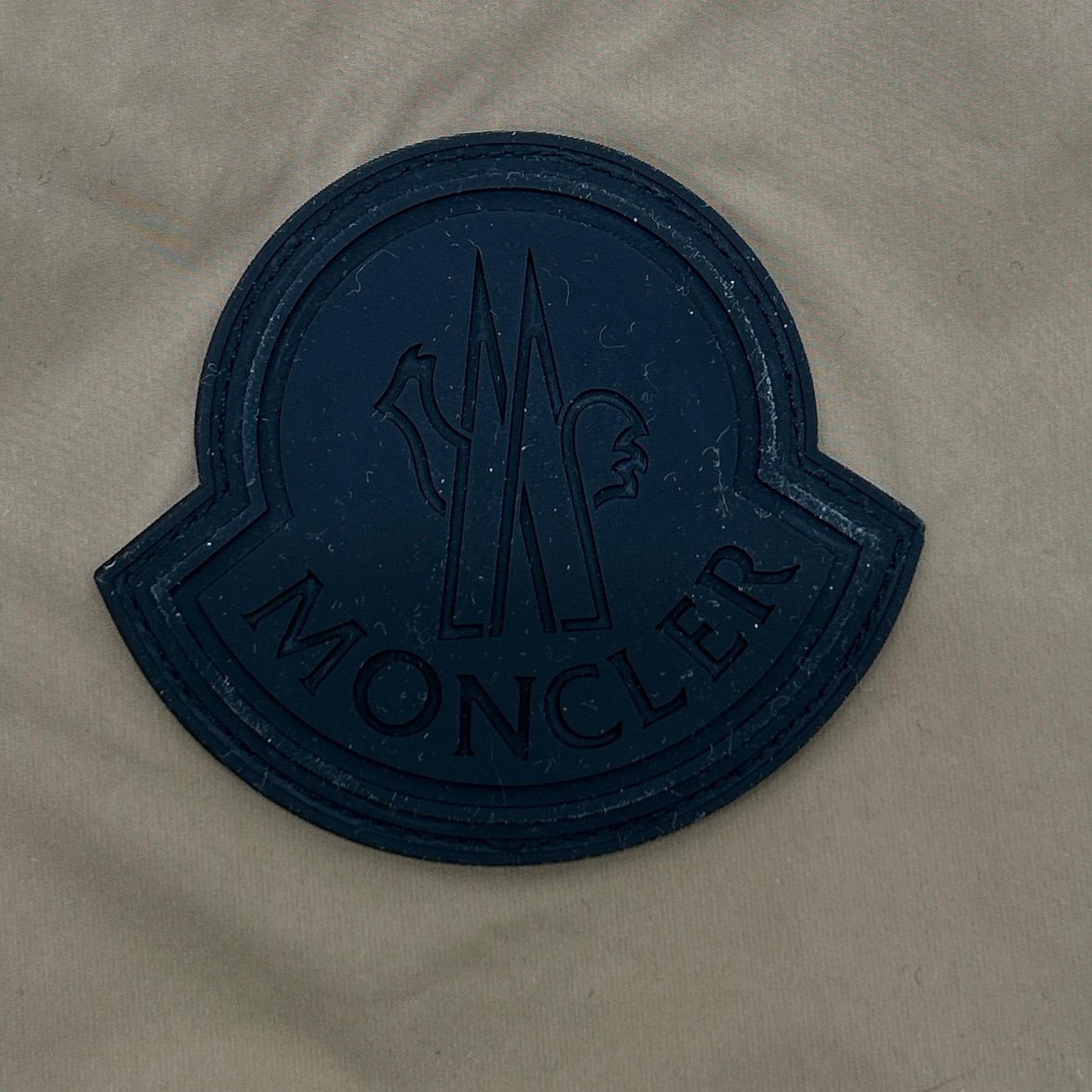 MONCLER モンクレール 20年製 ブラウン PANTALONE BERMUDA ナイロン ラバーロゴ サイドジップショートパンツ ボトムス