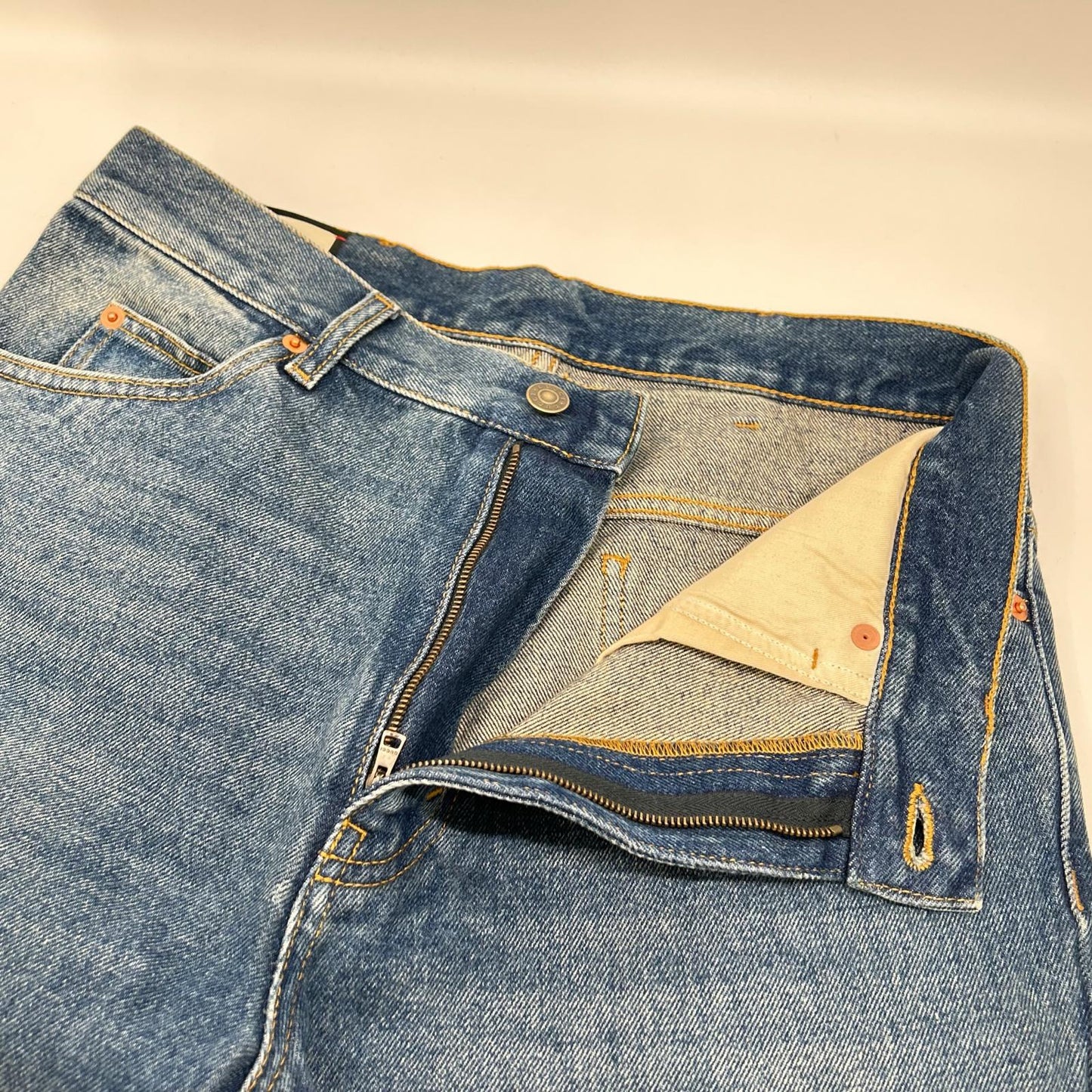 GUCCI グッチ 623953 ライトインディゴ レザーパッチ ストレートデニムパンツ ボトムス