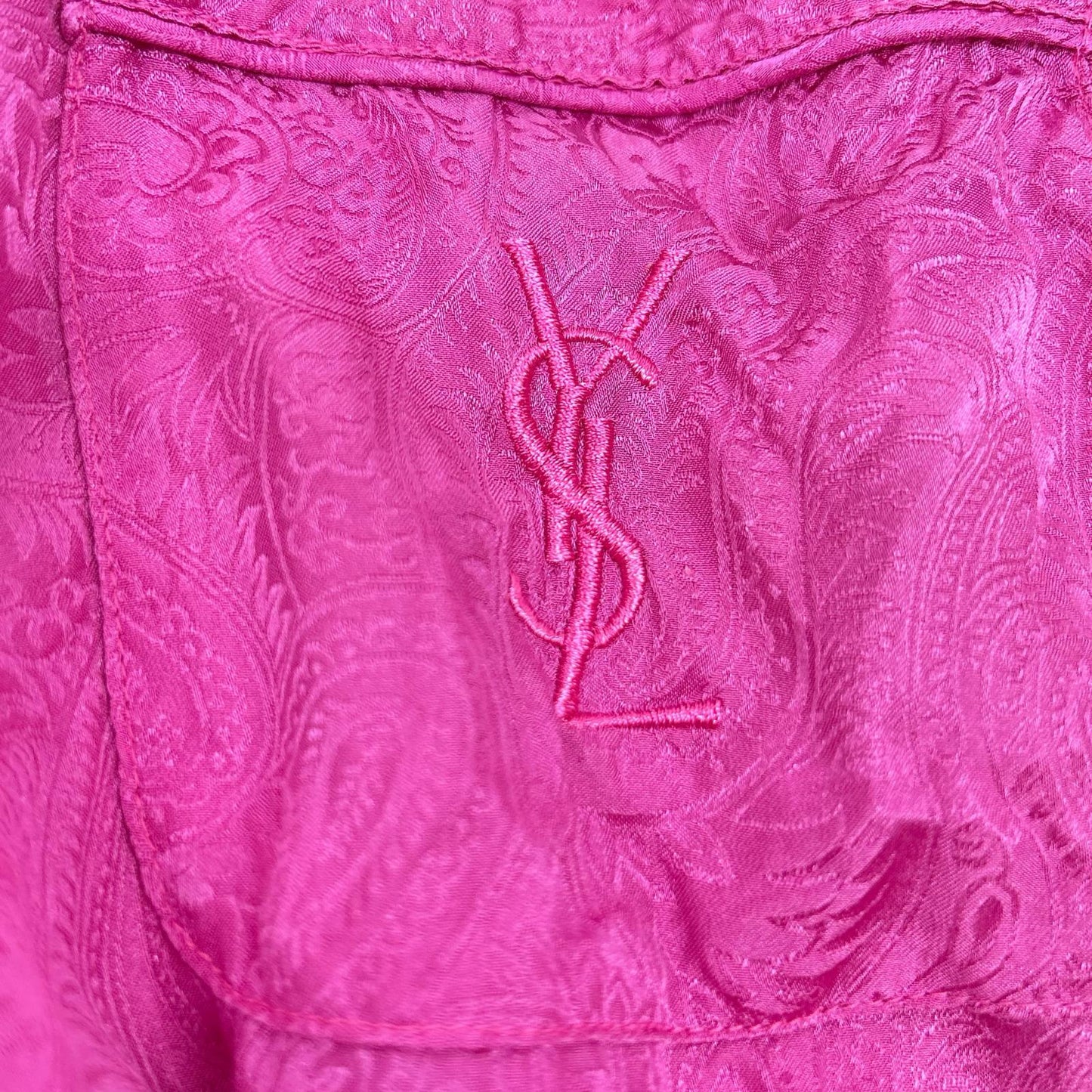 YvesSaintLaurent イヴサンローラン ピンク 胸元刺繍 シルク100 ペイズリー オープンカラーシャツ トップス