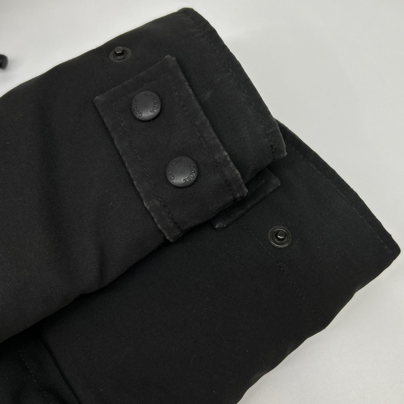 CANADA GOOSE カナダグース 2302JL ブラック MACKENZIE Parka マッケンジーパーカ ダウンコート コート